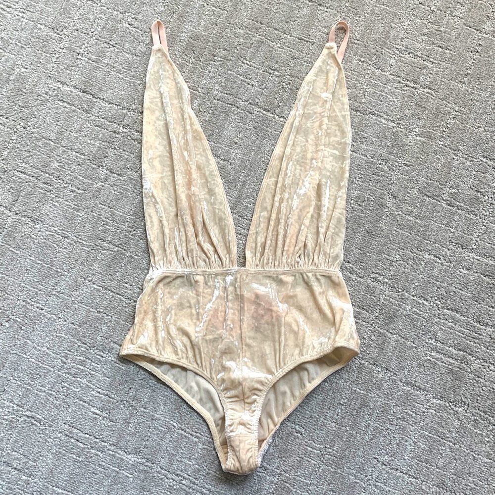 New We are HAH Free People Cream Velour Sexy Deep Plunge Bodysuit NWT Women XS